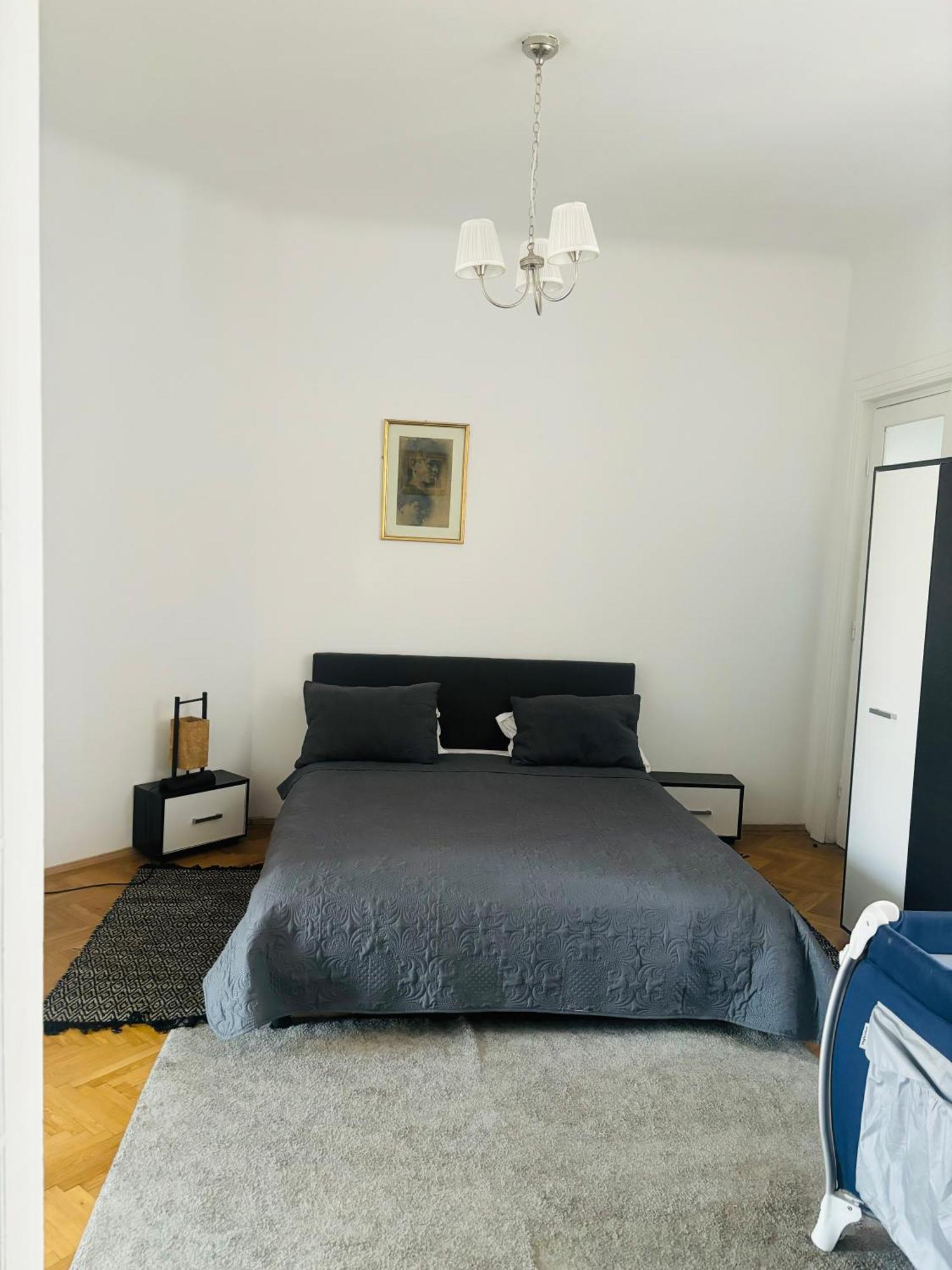 Cozy Apartment Near City Center Bucharest Luaran gambar