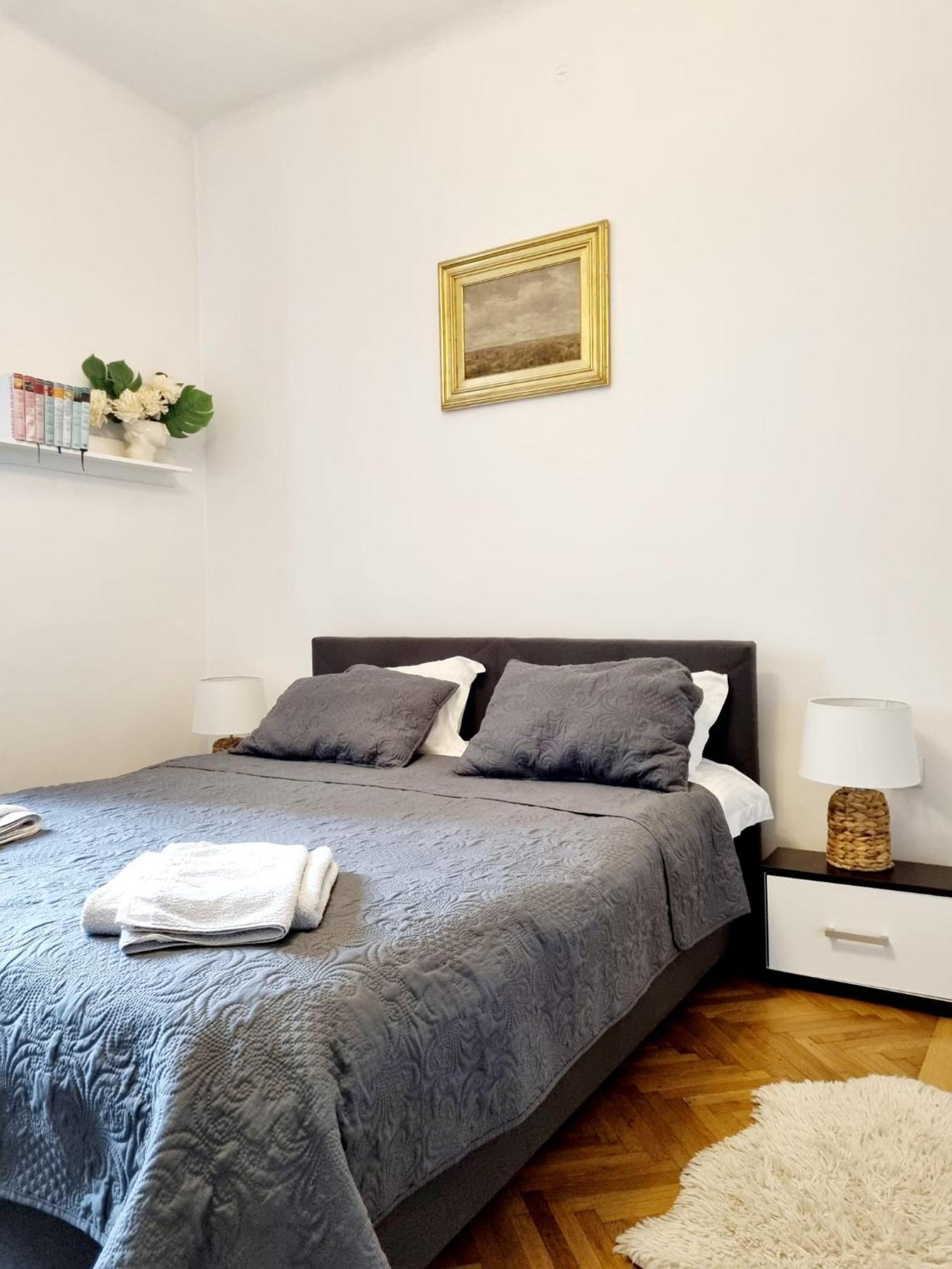 Cozy Apartment Near City Center Bucharest Luaran gambar