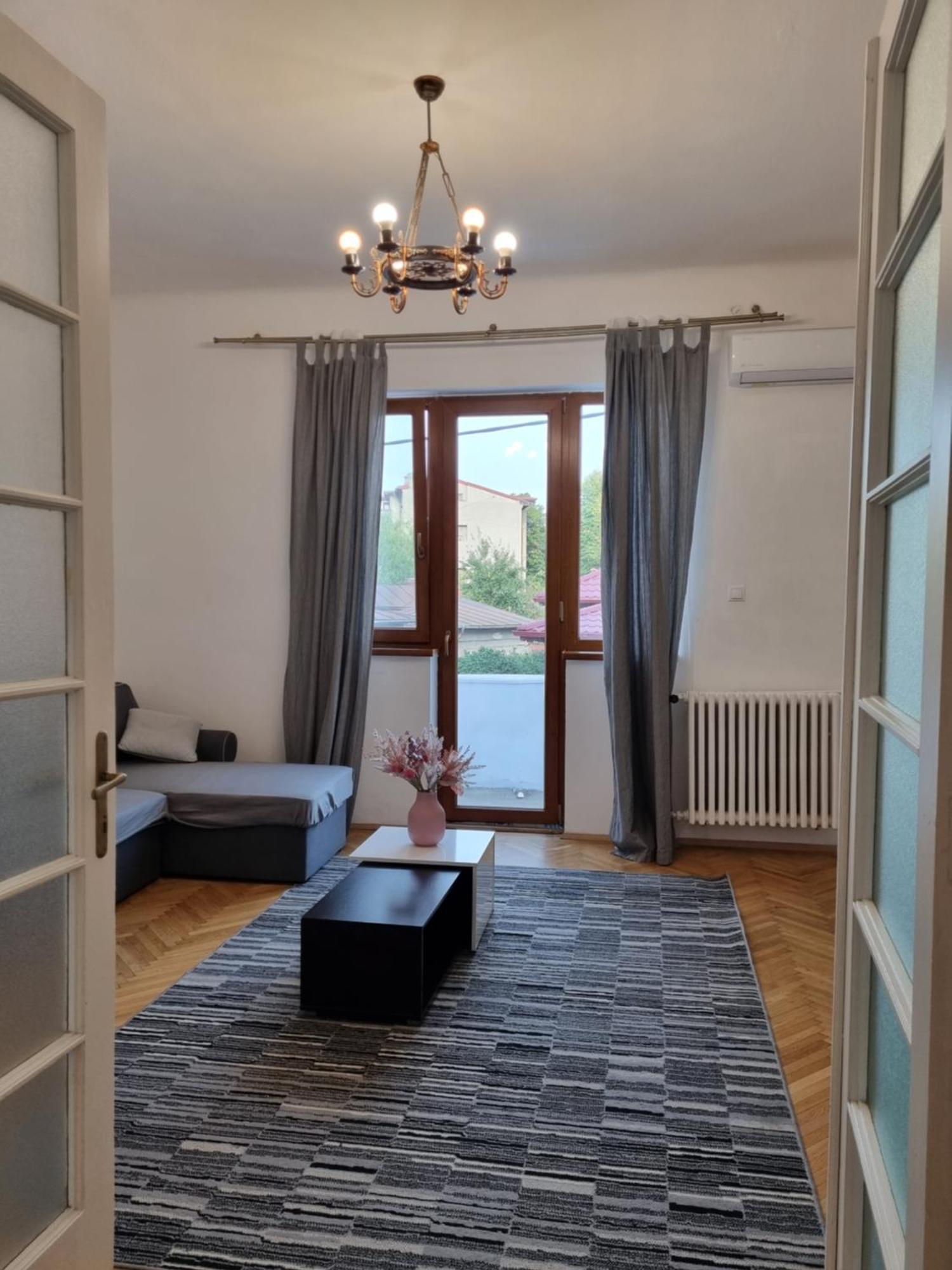 Cozy Apartment Near City Center Bucharest Luaran gambar