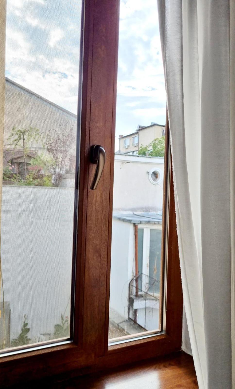 Cozy Apartment Near City Center Bucharest Luaran gambar